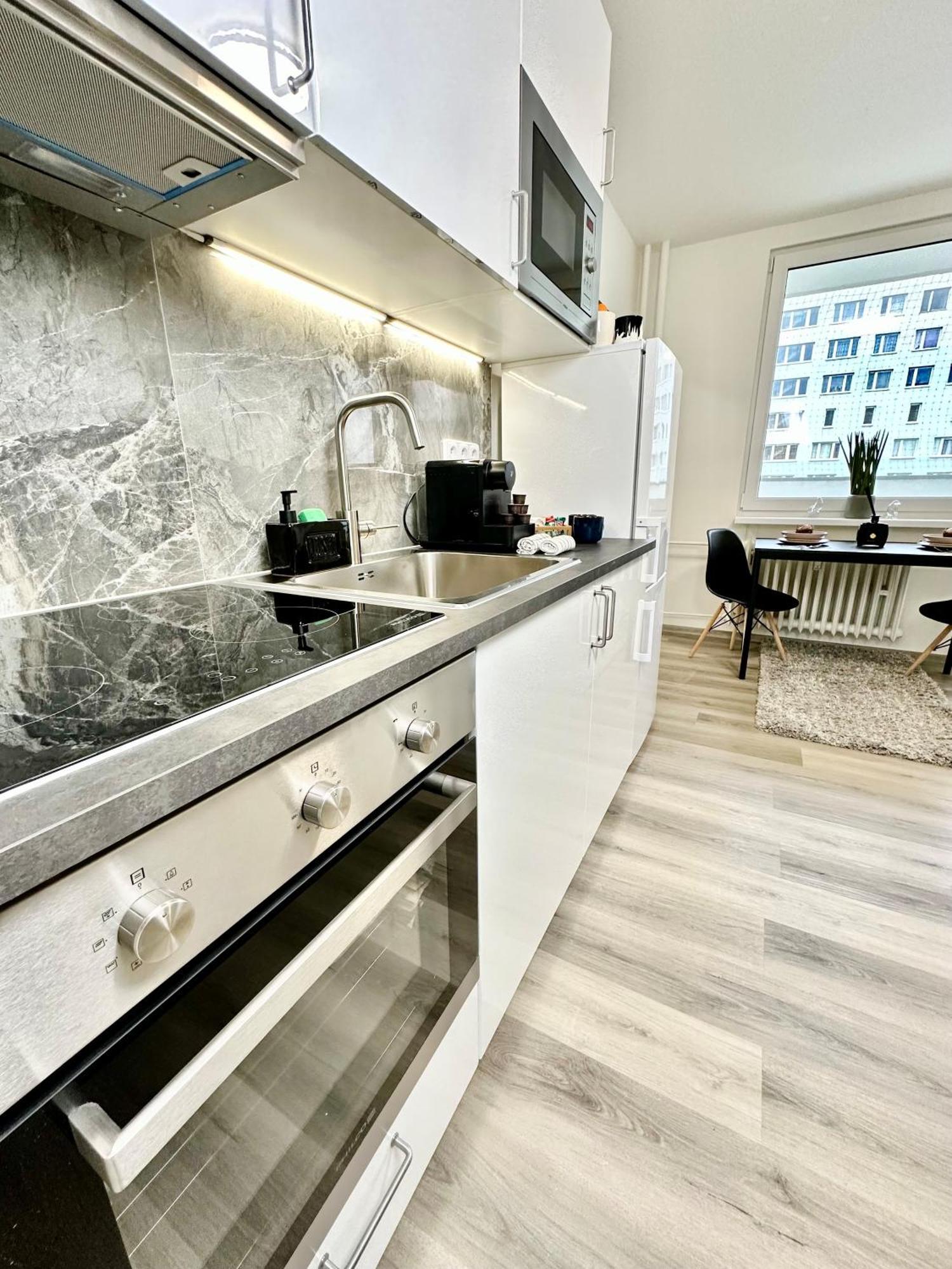 1bdr Dazzling Only 8 Min To Wenceslas Square